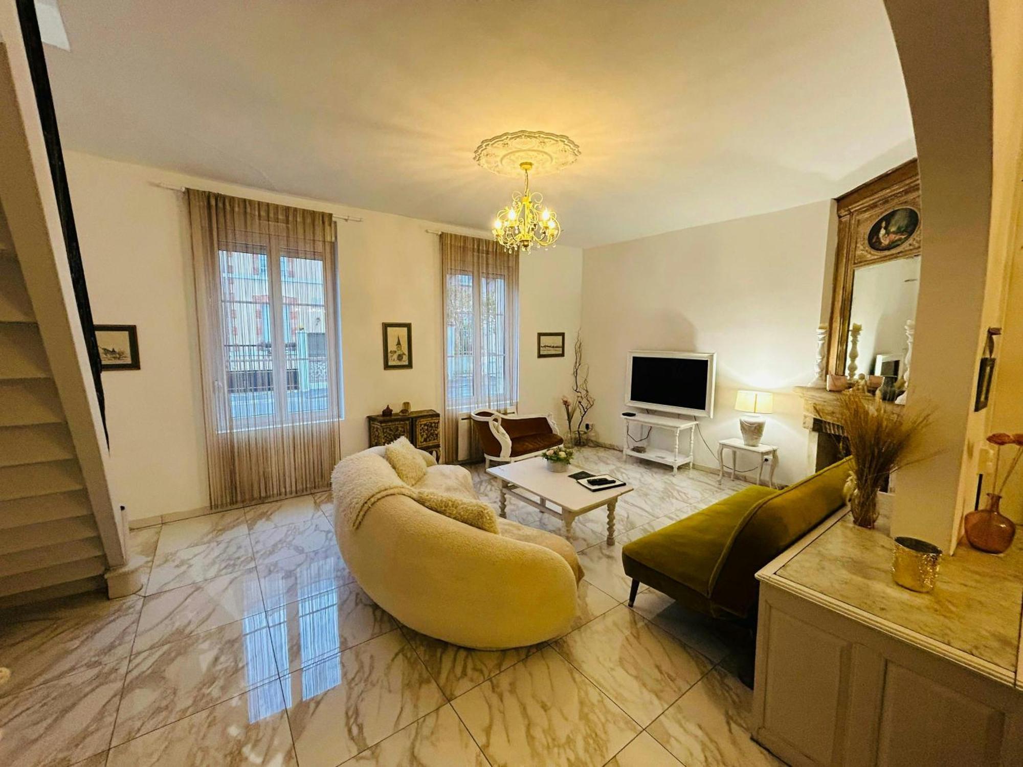 Magnifique Maison Dartiste La Maison Aerts رانس المظهر الخارجي الصورة