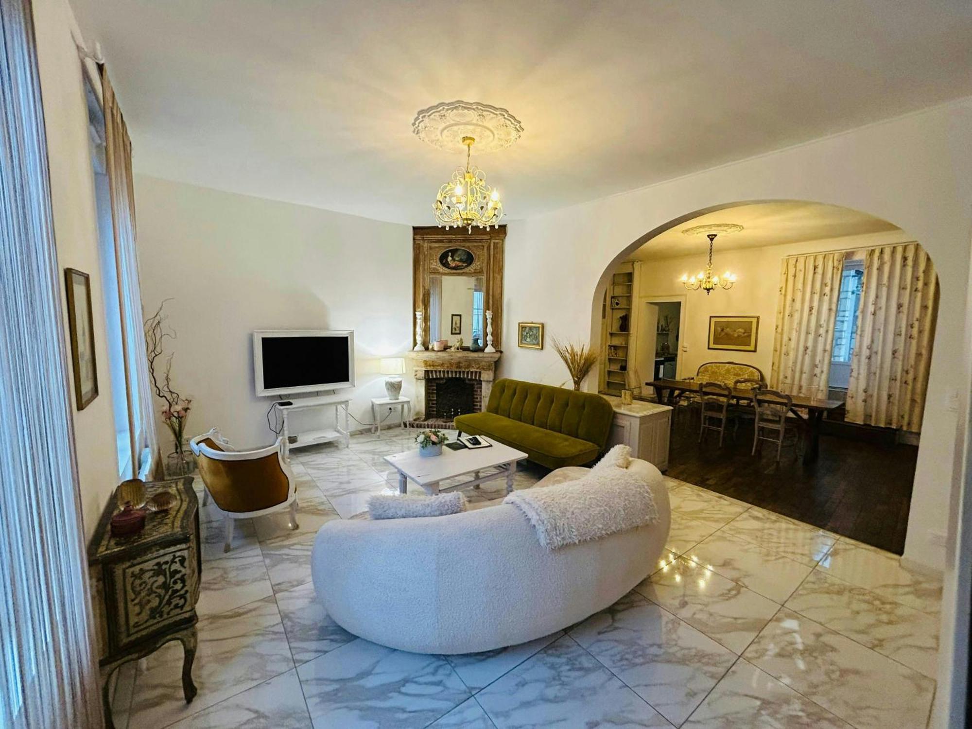 Magnifique Maison Dartiste La Maison Aerts رانس المظهر الخارجي الصورة